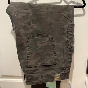 Kut from the Kloth camouflage jeans NWT